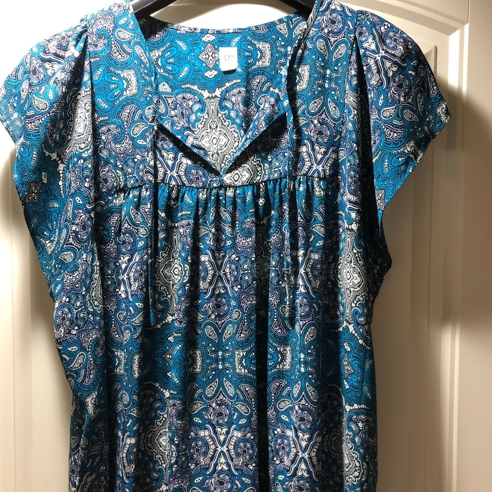 Gap Top